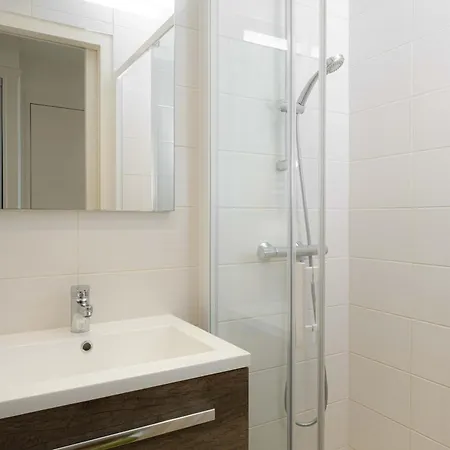 Appartement Face à La 1 2 Personnes Aubin Sur Saint-Aubin-Sur-Mer (Calvados)