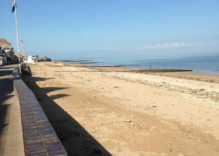 Face A La 1 2 Personnes Aubin Sur *