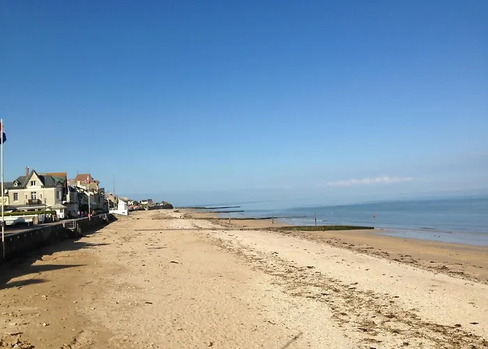 Face A La 1 2 Personnes Aubin Sur Lejlighed *